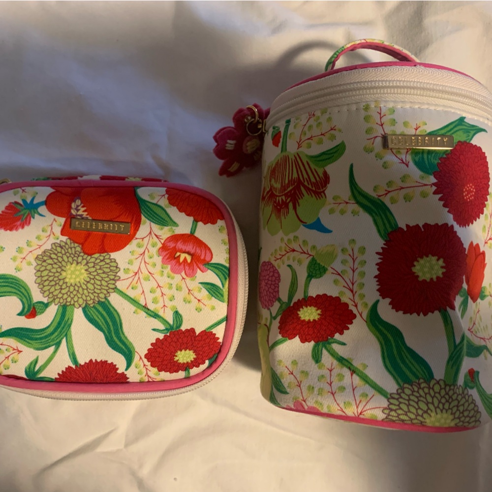 Floral Cosmetic Bag Set - Red and Green, Celebrity brand